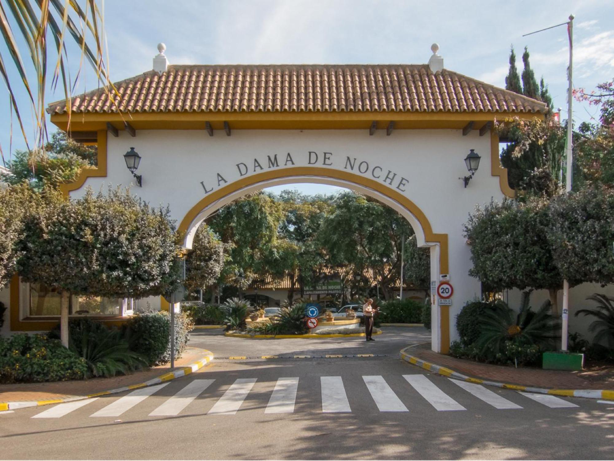 Modern And Renovated La Dama De Noche Rdr398 Apartment